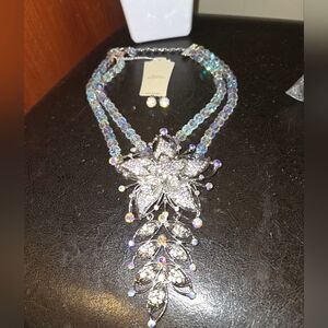 Eye Candy LA Florial Necklace (With Free Pair Of Earings)